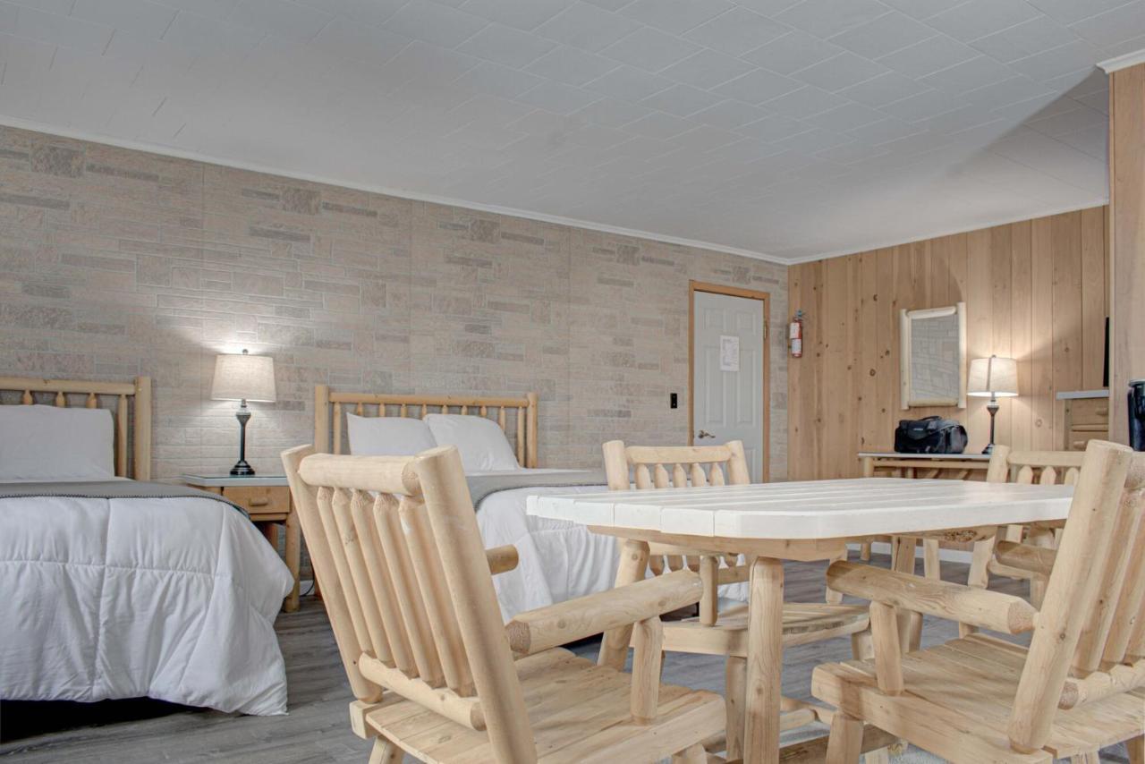 North Creek Lodge At Gore Mountain Bakers Mills Экстерьер фото