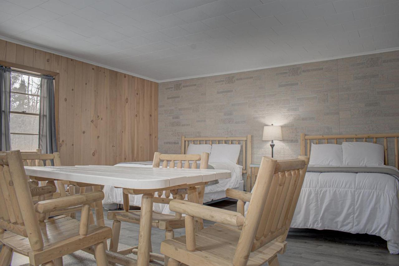 North Creek Lodge At Gore Mountain Bakers Mills Экстерьер фото